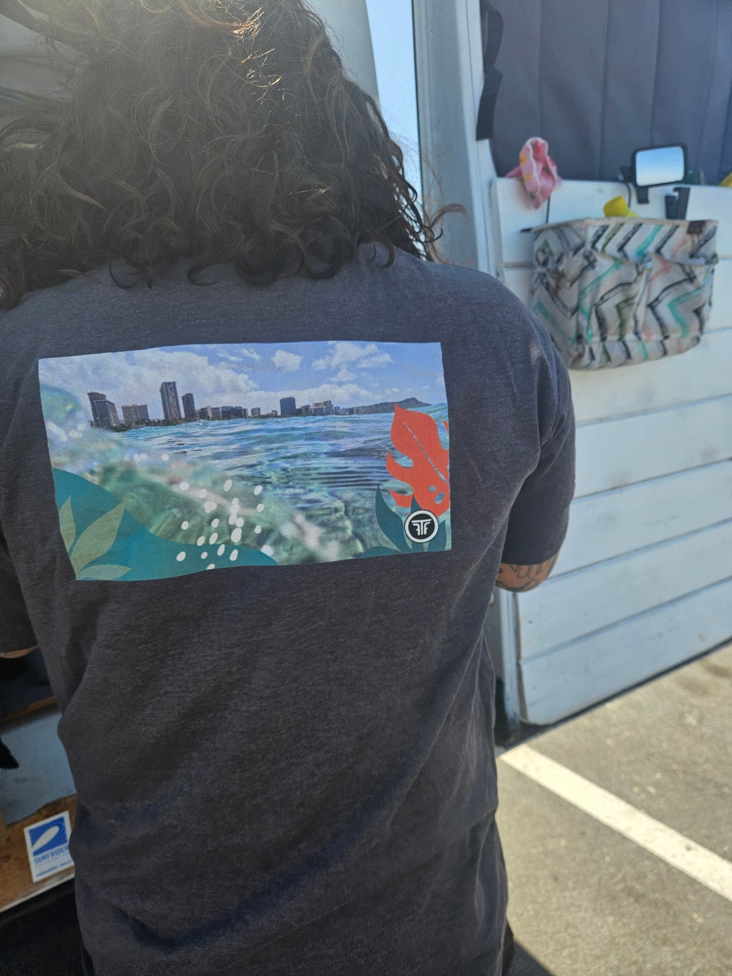 FR2FTH ROCKPILES ALOHA - UNISEX premium heavyweight tee